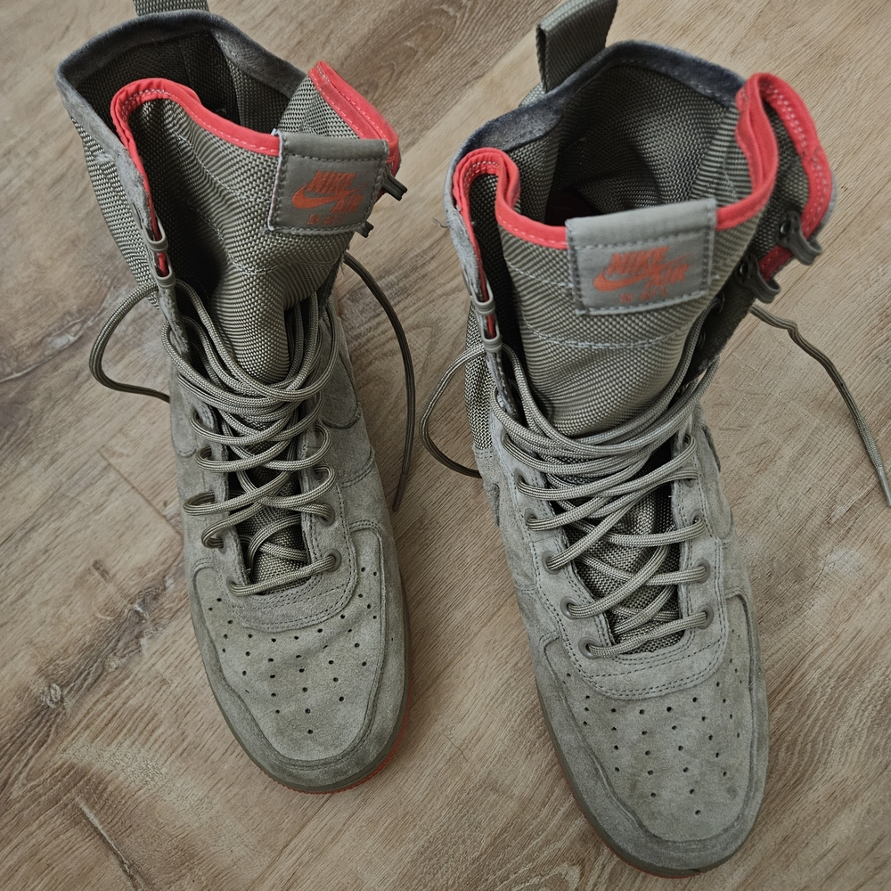 Nike Khaki AIR FORCE ONEs